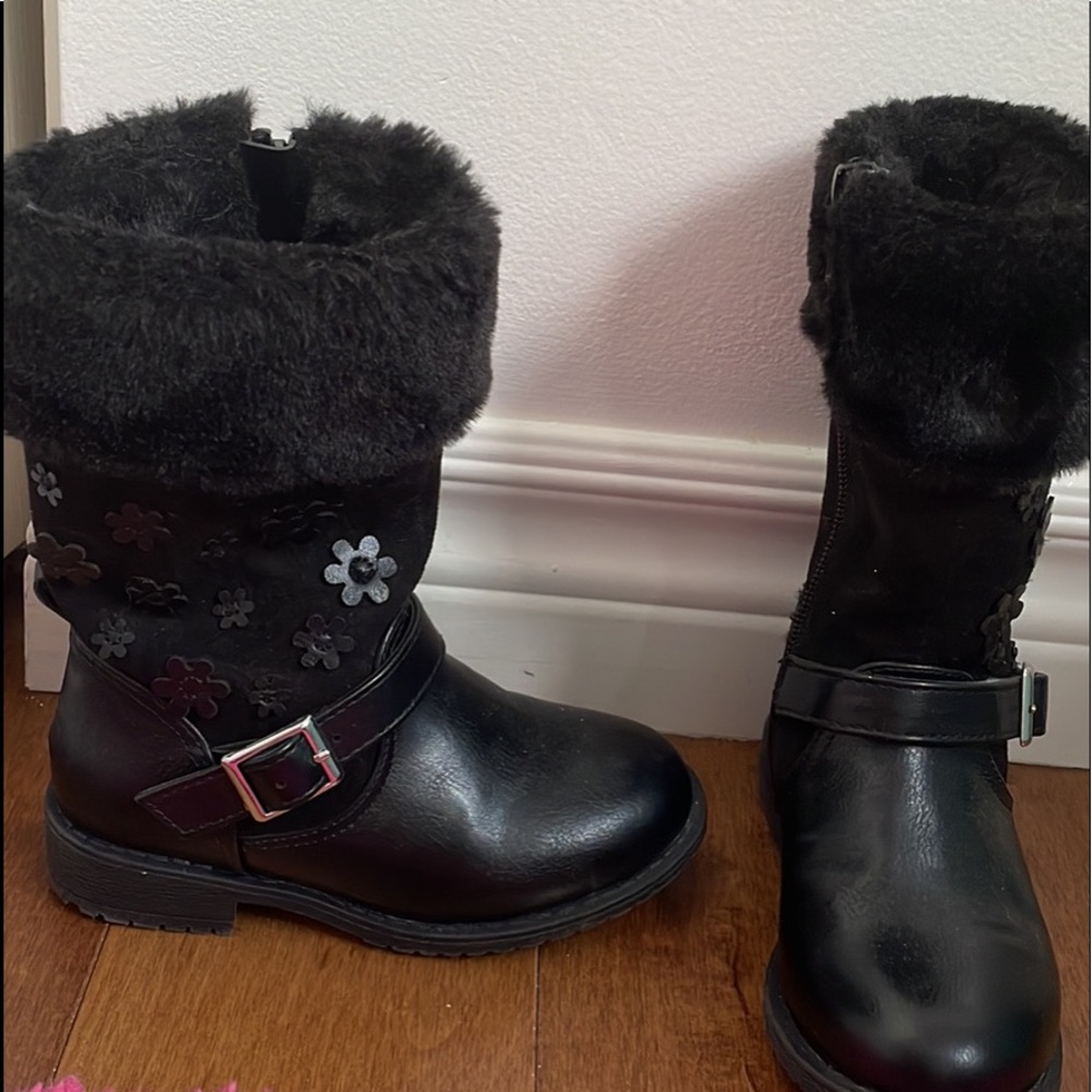 Toddler Fur Boots - Size 8